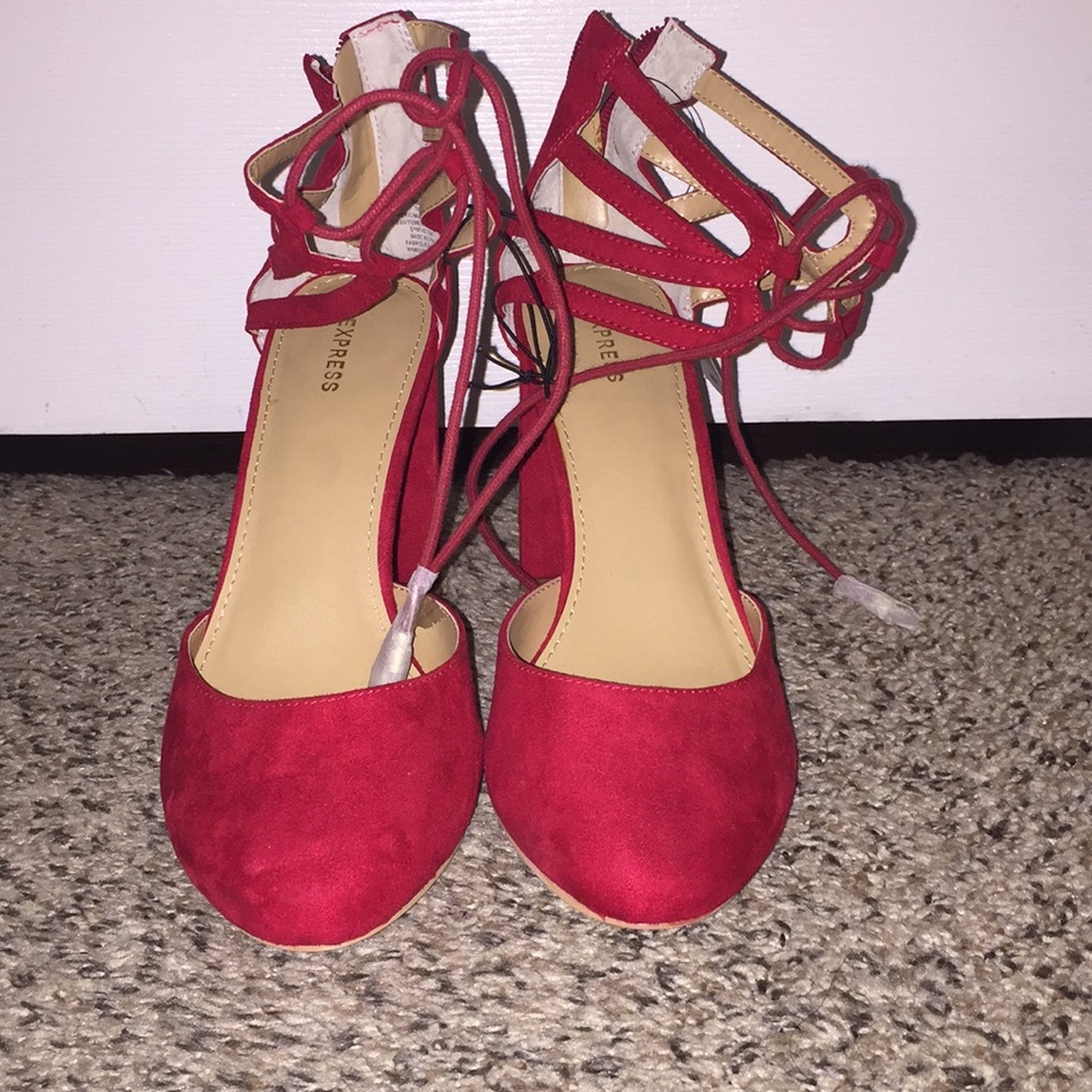 Express Heels